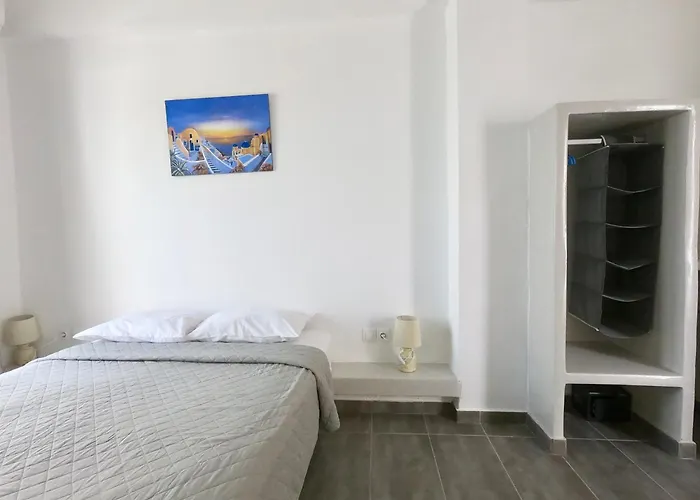 Anny & Ξενοδοχείο με διαμερίσματα 3*