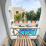 Anny & Hotel apartamentowy Perissa (Santorini)