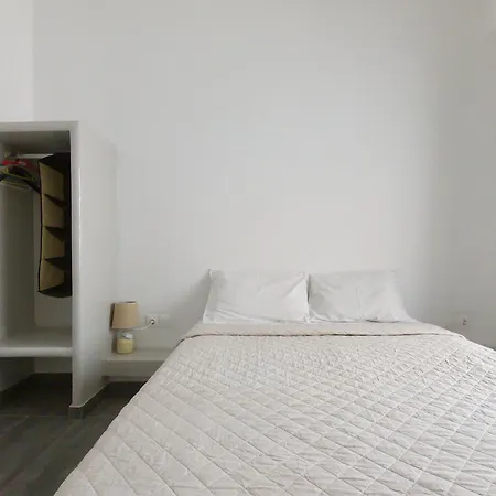 Anny & Apartmanhotel Perísza