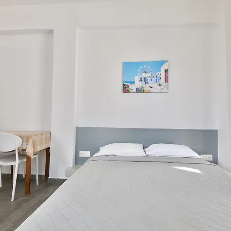 Apartmanhotel Anny & Perísza