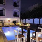 Appart hôtel Anny & 4*