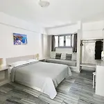 Anny & 4* Períssa