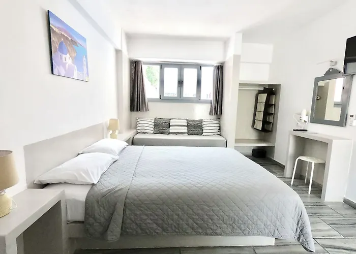 Anny & 3* Perissa (Santorini)