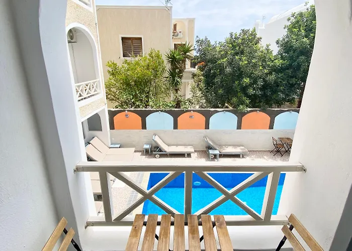 Anny & Hotel apartamentowy Perissa (Santorini)