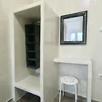 Anny & Ξενοδοχείο με διαμερίσματα 4*